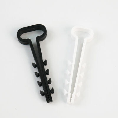 kwaliteit Uitstekende Afwerking Plastic Kabelclips Nylon Kabelklem Verschillende Maten Verstelbare Kabelklem fabriek