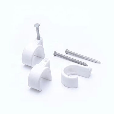 गुणवत्ता 1.8*18mm कील केबल क्लिप फिक्स करने योग्य पेशेवर प्लास्टिक वॉल केबल क्लिप फैक्टरी