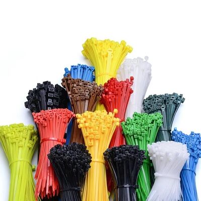 qualità Fascette per cavi colorate da 60mm-1500mm di lunghezza, resistenti ai raggi UV, ampiamente utilizzate fabbrica